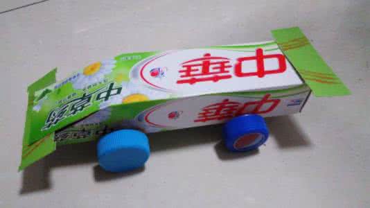 牙膏盒制作小汽车 用牙膏盒制作小汽车的方法
