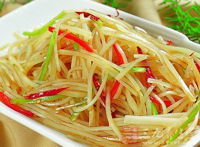 酸辣土豆丝营养价值 酸辣土豆丝 简易土豆丝给您充足营养