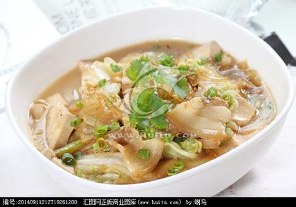 猪肉炖粉皮 酸菜猪肉炖粉皮