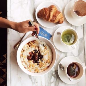 20款最简单的早餐做法 Instagram上那么多个做早餐的，这个最让人舍不得吃