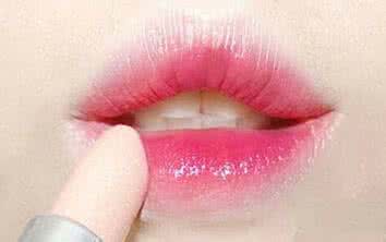 唇妆怎么化 唇妆怎么化好看
