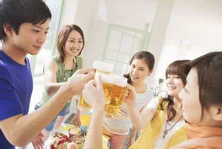 不愿意与人相处 别人为什么愿意跟你相处？