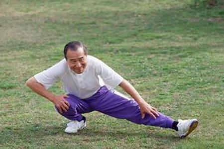 练舞拉筋的妹子 12种拉筋方法，无论你练不练舞都有好处！