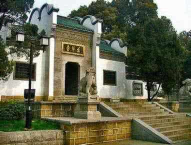 古琴台的传说 古琴台:古琴台-简介,古琴台-知音传说 古琴台门票
