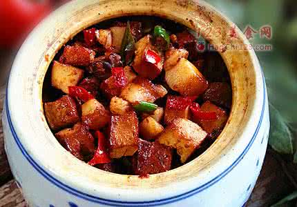 豆瓣酱五花肉 入口绝妙的——五花肉豆瓣酱烧干子