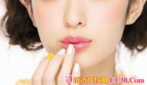 下嘴唇厚唇妆怎么画 最美嘴唇美妆技巧大曝 让嘴唇成为亮点