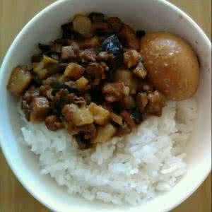 家常卤肉饭的做法 家常版台式卤肉饭