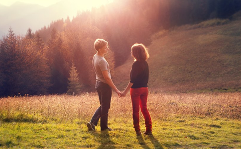 恋爱中的帅男孩 恋爱中要自由的星男