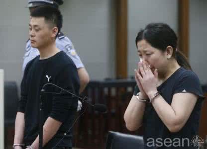 丈夫出轨小三买房 当她抱着女儿的尸体时,丈夫和婆婆却在庆祝小三生下了儿子…