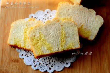 椰蓉面包的做法 健康美味的安心早餐【椰蓉花朵面包】