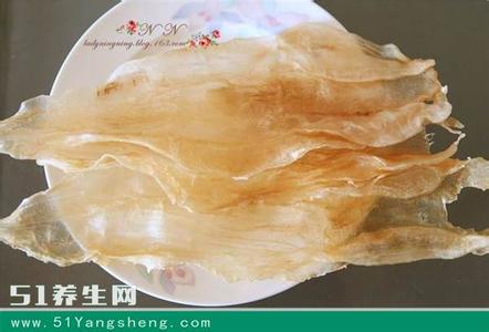 鱼胶有什么功效 鱼胶对于女人有什么功效？