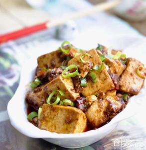 四川麻辣豆腐的做法 四川麻辣豆腐 麻辣豆腐的做法,麻辣豆腐怎么做好吃,麻辣豆腐的家常做法