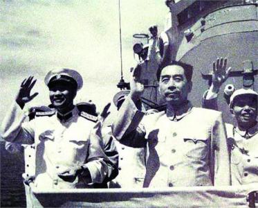 中国人民解放军阅兵式 揭秘:毛泽东为何缺席解放军首次海上阅兵式