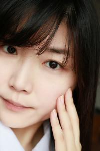 美宝莲好气色唇露有毒 轻松就有好气色