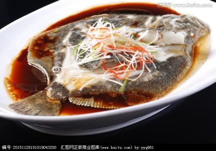 怎样蒸鱼最好吃不腥味 蒸鱼去腥最关键的一步——清蒸多宝鱼