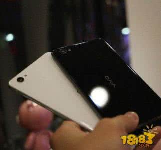 vivo x5 pro充电器 vivo x5 pro电用光后插上充电器不能开机怎么办？