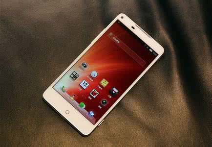 oppor9怎么充电正确 Nubia Z5S怎么正确充电