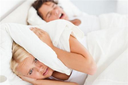 治疗女士打呼噜的偏方 女的打呼噜怎么治呢?