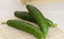 黄瓜水敷脸有什么好处 黄瓜水可以直接敷脸吗？