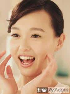 美丽俏佳人美白产品 美白肌肤—淡淡俏佳人