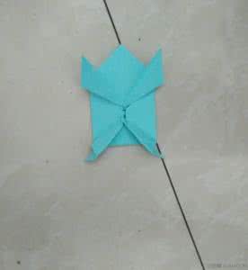 跳跳蛙的折法一吹就跳 如何折跳跳蛙