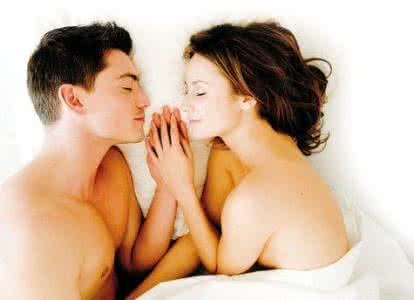 裸睡的好处和坏处 裸睡的好处和坏处 解决失眠!男人裸睡的3种好处