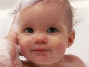 治疗宝宝湿疹小妙招 宝宝长痱子怎么办