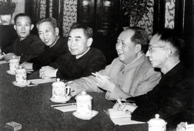 耿飚政治事件 周恩来1974年送给耿飚三句“政治心得” 耿飚三