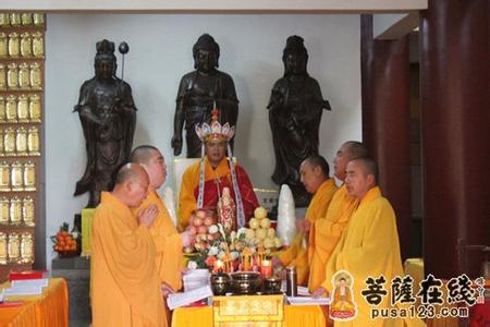 仁焕法师超度的景象 仁清法师：父母去世后如何超度