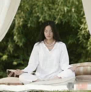 气功练习 懒人必备的床上气功练习法