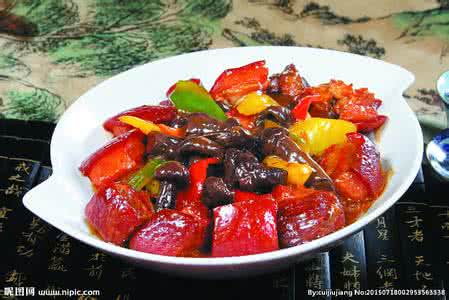 红烧肉的简单做法 蘑菇红烧肉