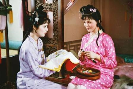 林黛玉进贾府 袭人为何把自己当成贾府的小媳妇