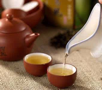 老年人喝茶 老年人四个时间段不宜喝茶