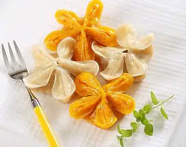 花样蒸饺的包法图解 梅花蒸饺