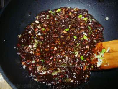 炸酱面的家常做法 炸酱怎么做 炸酱的做法,炸酱怎么做好吃,炸酱的家常做法