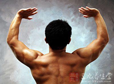 强壮的男人穿什么好看 男人想强壮必须保护好这