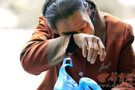 老中医去眼袋偏方 名老中医的绝妙偏方汇集，为了家人把这个存下
