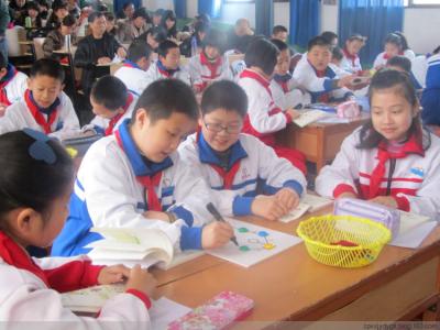 课堂教学专题 余文森专题：先学让每个学生拥有课堂参与能力