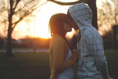 两性婚姻：90后少女该什么时候尝试禁果？