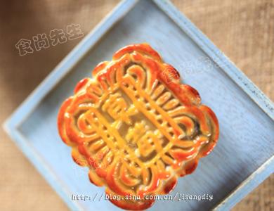 广式豆沙月饼 精致优雅的甜蜜享受——广式豆沙月饼
