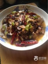 rainie love rainie love 炒黑牛肝菌的做法,炒黑牛肝菌怎么做好吃,炒黑牛肝菌的家常做法