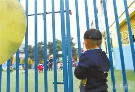 小孩不愿上幼儿园 2岁小孩因做心脏手术 四家幼儿园不愿收