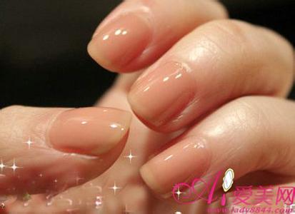 指甲形状看性格 指甲形状暴露你的性格 美女，你的指甲暴露了你的生活状态