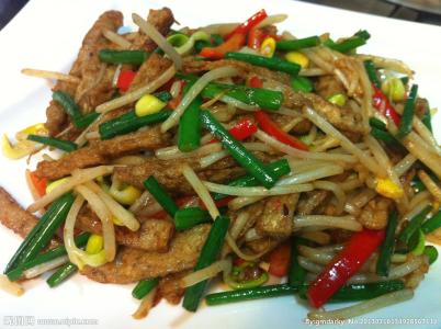 炒鱼松 鱼松炒豆芽