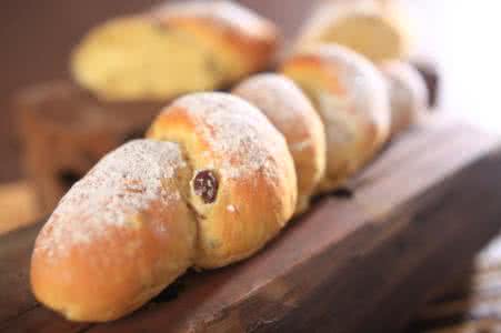 吃早餐喝柠檬水可以吗 清新醒神，早餐从这里开始——牛奶柠檬包