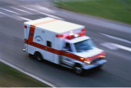 天下足球红与黑解说词 急救车的“红与黑” 三大症结待“解”