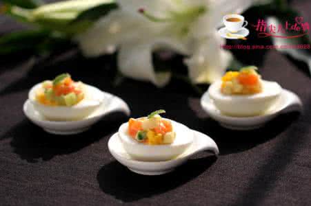 三文鱼沙拉 #百家千宴#+创意西餐+ 三文鱼沙拉鸡蛋盏