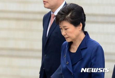朴槿惠将辞去总统职务 韩国总统朴槿惠 朴槿惠将辞去总统职务 韩媒称其已别无选择