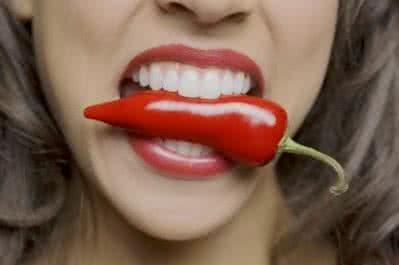 牙龈肿痛的治疗方法 上火牙龈肿痛怎么办 治疗孕妇上火牙龈肿痛方法