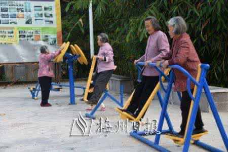 2k17怎么随意交易球员 筋骨篇:随意转球